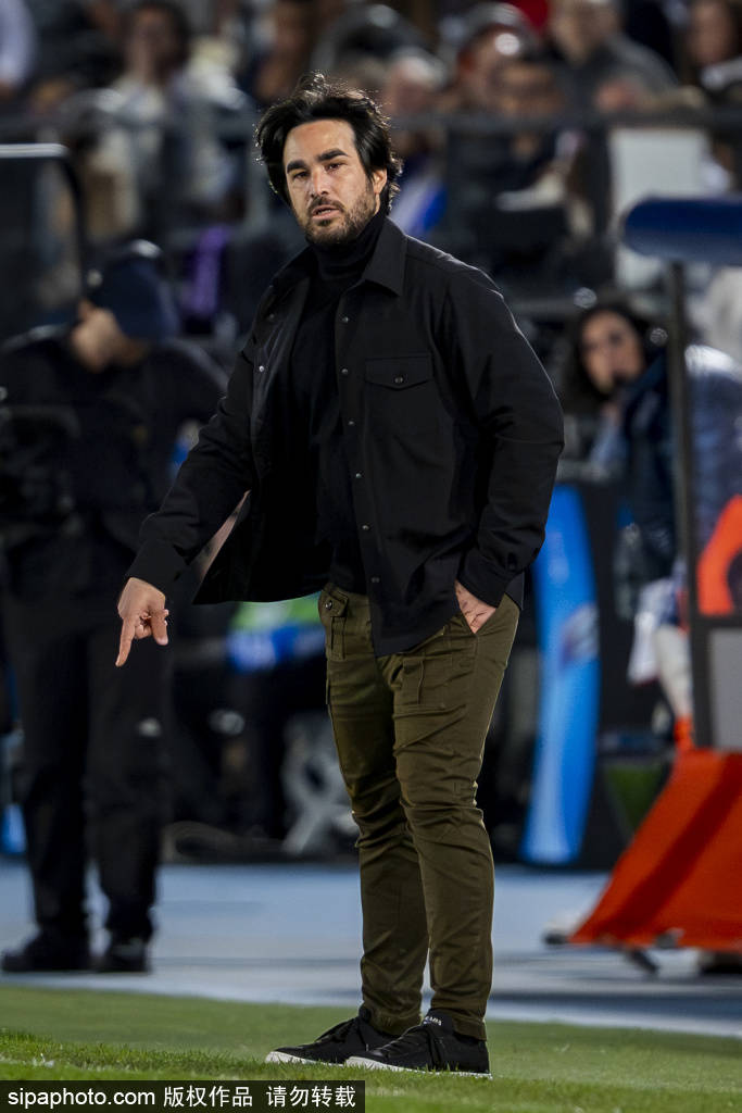 塞拉霍尔迪计划：从看台到欧冠首发，18岁新星的崛起之路